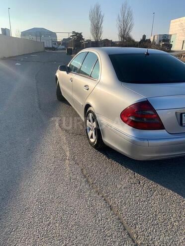 Mercedes E 220 2005, 324,000 km - 2.2 l - Bakı