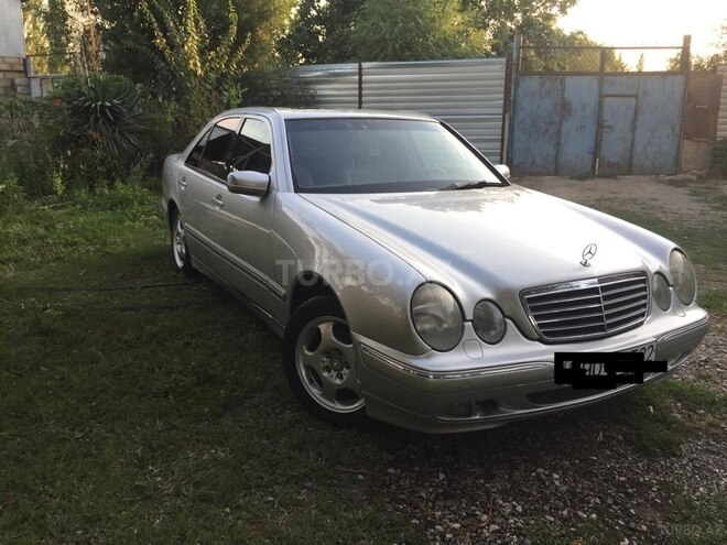 Mercedes E 240 1999, 370,000 km - 2.4 l - Bakı