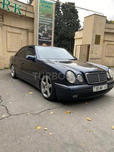 Mercedes E 240 1998, 239,690 km - 2.6 l - Bakı