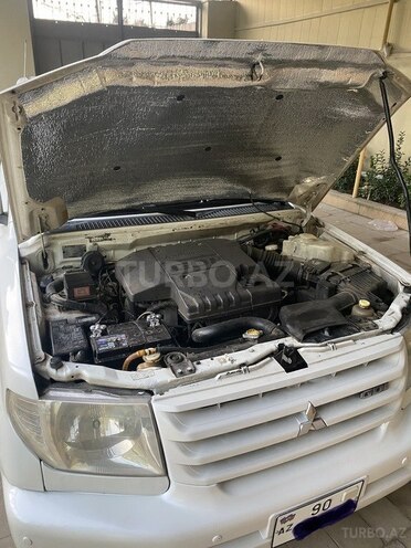 Mitsubishi Pajero io 2001, 340,000 km - 2.0 l - Bakı