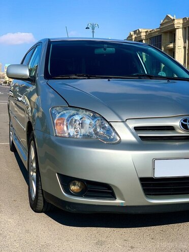 Toyota Corolla 2006, 189,000 km - 1.4 l - Bakı