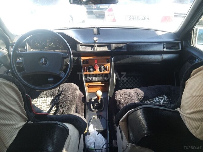 Mercedes E 200 1987, 395,250 km - 2.0 л - Bakı