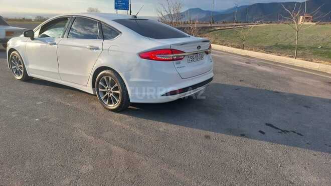 Ford Fusion 2016, 107,000 km - 1.5 l - Qax