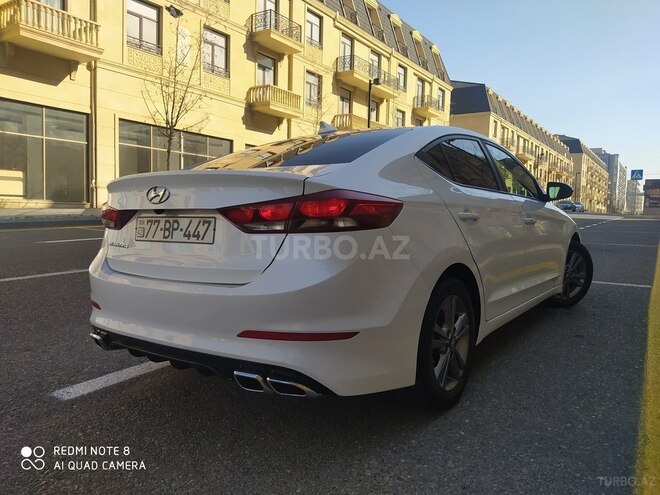 Hyundai Elantra 2018, 83,686 km - 2.0 л - Bakı