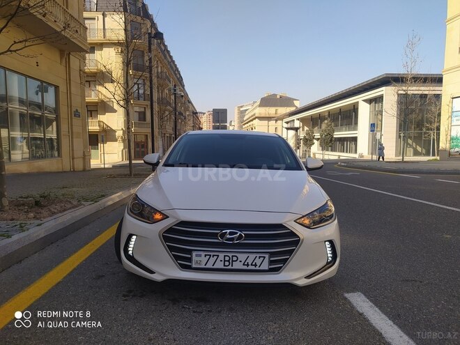 Hyundai Elantra 2018, 83,686 km - 2.0 л - Bakı