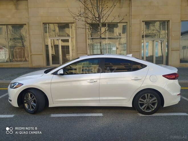 Hyundai Elantra 2018, 83,686 km - 2.0 л - Bakı