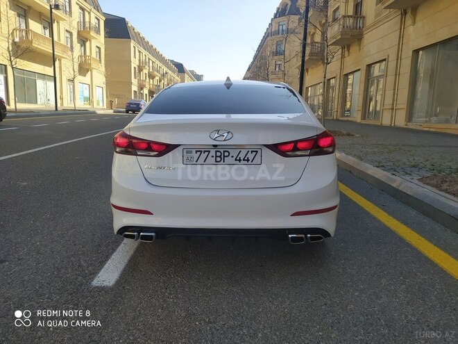 Hyundai Elantra 2018, 83,686 km - 2.0 л - Bakı