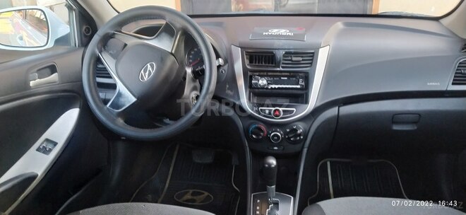 Hyundai Accent 2011, 313,000 km - 1.5 л - Bakı