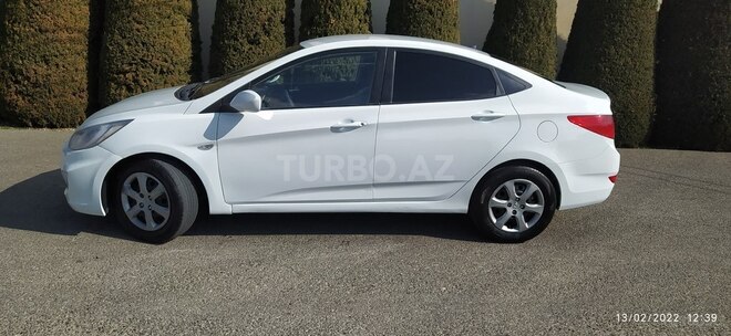 Hyundai Accent 2011, 313,000 km - 1.5 л - Bakı