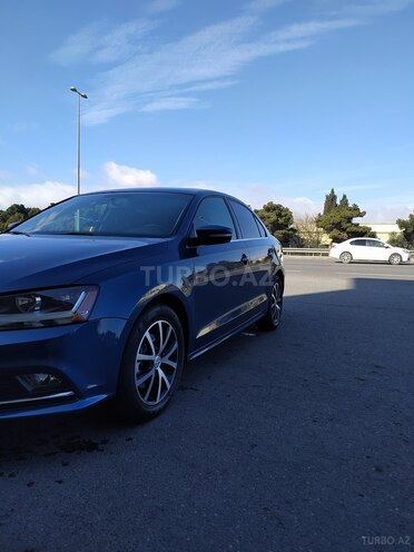 Volkswagen Jetta 2017, 100,245 km - 1.4 l - Bakı