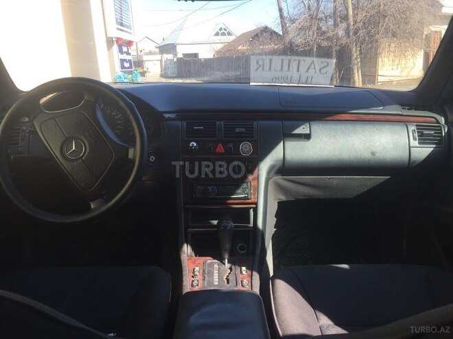 Mercedes E 220 1996, 801,000 km - 2.2 л - Ağcabədi