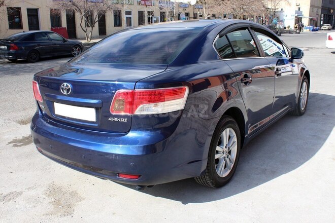 Toyota Avensis 2011, 165,200 km - 2.0 l - Bakı
