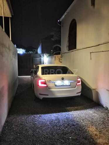 Skoda Octavia 2013, 608,000 km - 1.2 л - Bakı