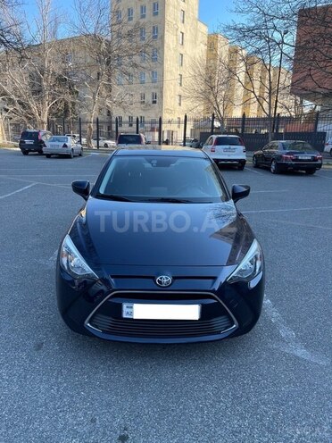 Toyota  2015, 111,500 km - 1.5 л - Bakı