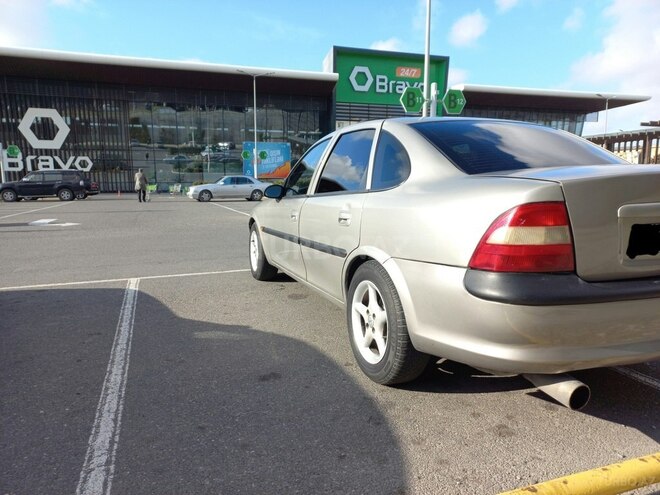 Opel Vectra 1997, 472,838 km - 1.8 l - Bakı