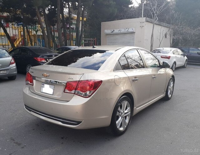 Chevrolet Cruze 2011, 245,000 km - 1.4 л - Bakı