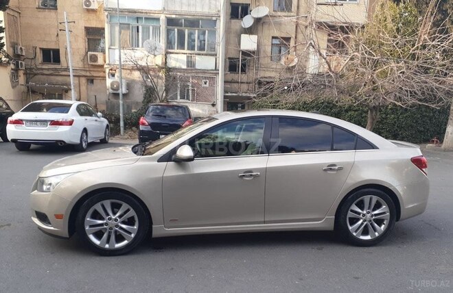 Chevrolet Cruze 2011, 245,000 km - 1.4 л - Bakı