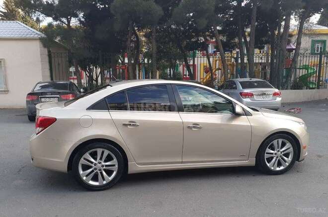 Chevrolet Cruze 2011, 245,000 km - 1.4 л - Bakı