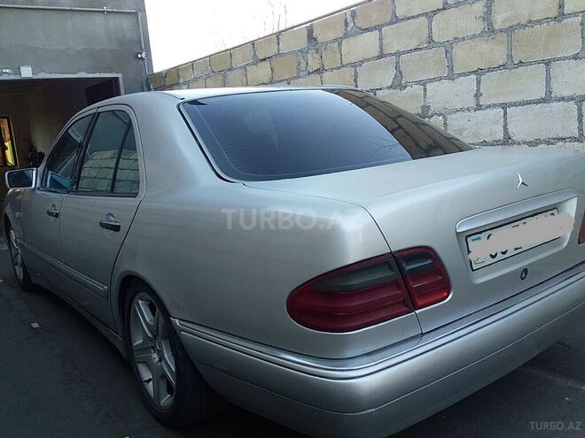 Mercedes E 280 1998, 292,811 km - 2.8 l - Zaqatala