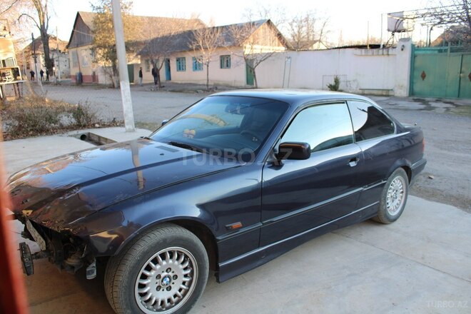 BMW 318 1994, 335,415 km - 1.8 л - Ağstafa