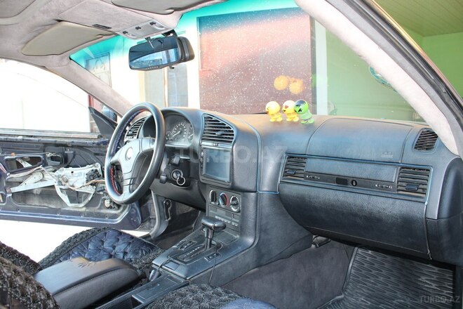 BMW 318 1994, 335,415 km - 1.8 л - Ağstafa
