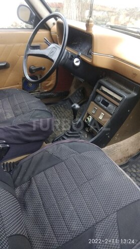 Renault  1979, 133,000 km - 1.8 л - Bakı