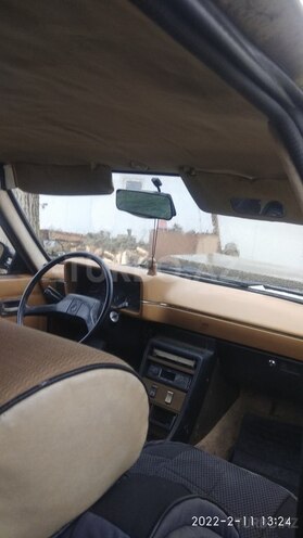 Renault  1979, 133,000 km - 1.8 л - Bakı