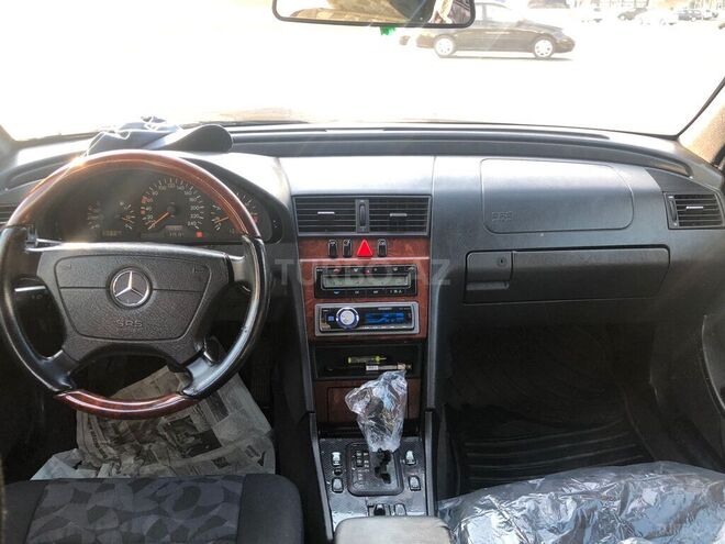 Mercedes C 200 1999, 234,000 km - 2.0 l - Bakı