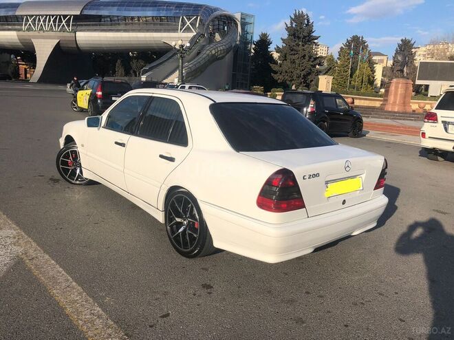 Mercedes C 200 1999, 234,000 km - 2.0 l - Bakı