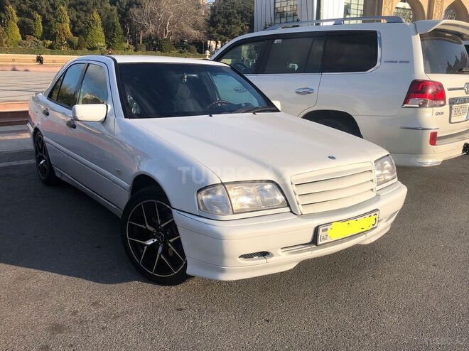 Mercedes C 200 1999, 234,000 km - 2.0 l - Bakı