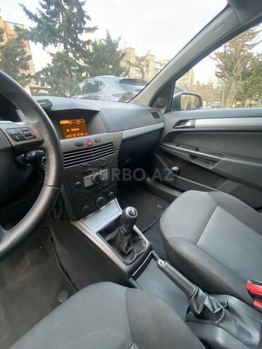 Opel Astra 2006, 101,000 km - 1.4 l - Bakı