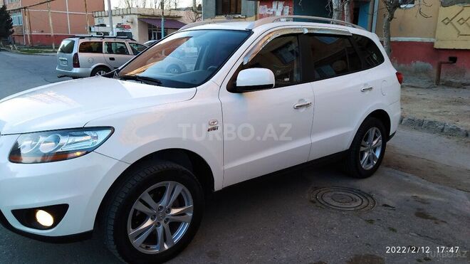 Hyundai Santa Fe 2009, 235,000 km - 2.0 l - Bakı