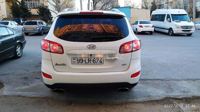 Hyundai Santa Fe 2009, 235,000 km - 2.0 l - Bakı