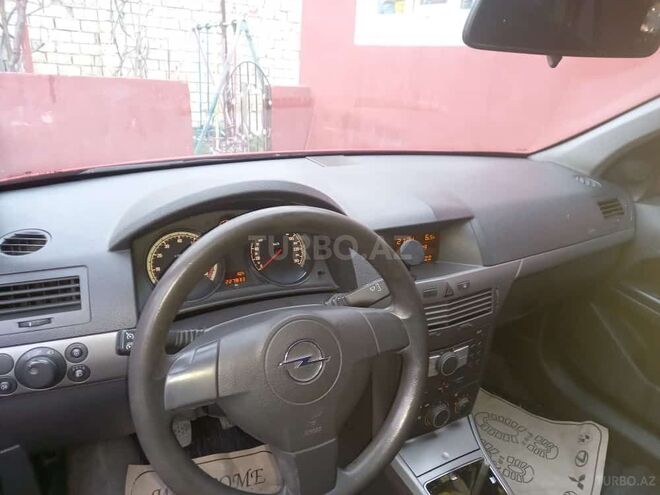 Opel Astra 2004, 228,000 km - 1.4 l - Bakı