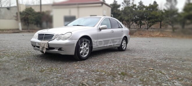 Mercedes C 180 2000, 333,869 km - 2.0 l - Bərdə