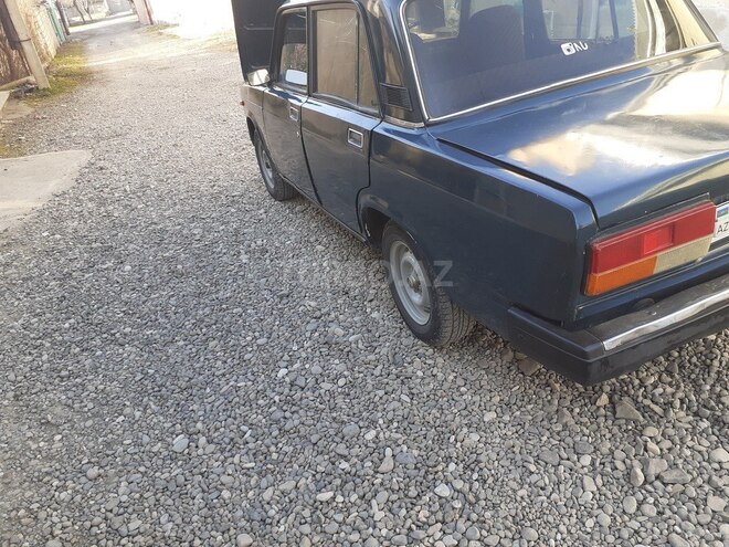 LADA (VAZ) 2107 2001, 176,000 km - 1.6 l - Qazax