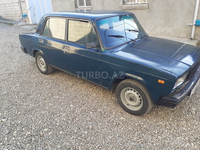 LADA (VAZ) 2107 2001, 176,000 km - 1.6 l - Qazax