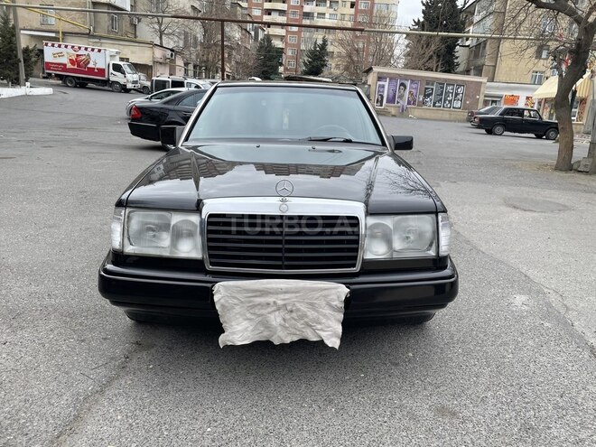 Mercedes E 250 1987, 254,180 km - 2.5 l - Bakı