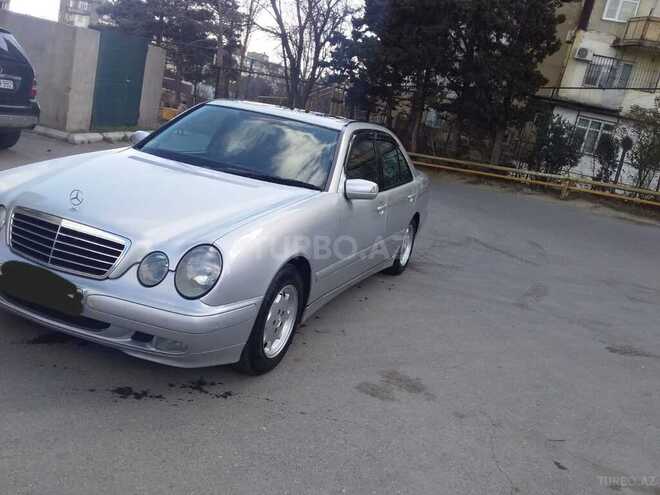 Mercedes E 220 2000, 433,000 km - 2.2 l - Bakı