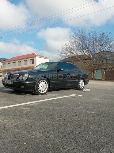 Mercedes E 280 2000, 315,414 km - 2.8 l - Şamaxı
