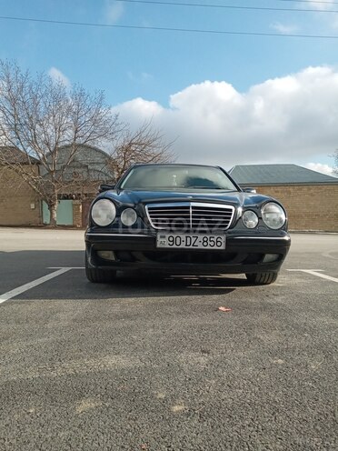 Mercedes E 280 2000, 315,414 km - 2.8 l - Şamaxı