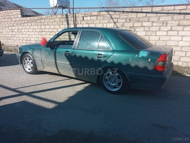 Mercedes C 180 1995, 207,253 km - 1.8 л - Quba
