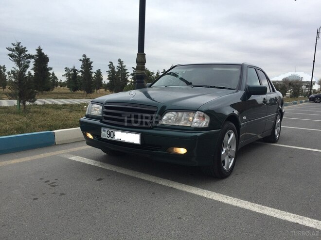 Mercedes C 220 2000, 277,043 km - 2.2 л - Bakı