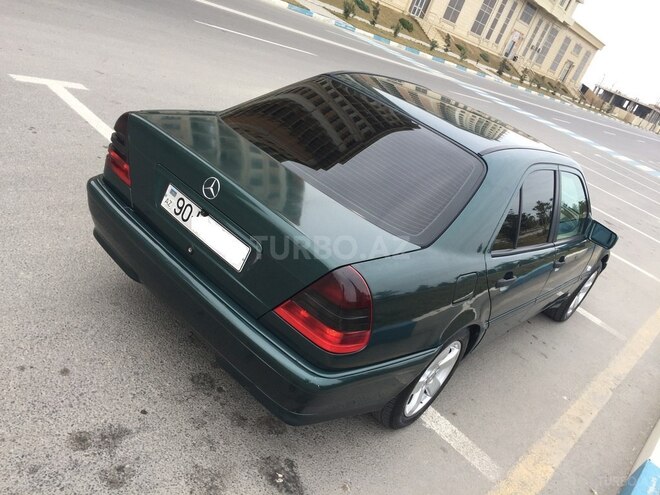 Mercedes C 220 2000, 277,043 km - 2.2 л - Bakı