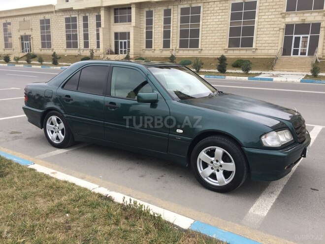 Mercedes C 220 2000, 277,043 km - 2.2 л - Bakı