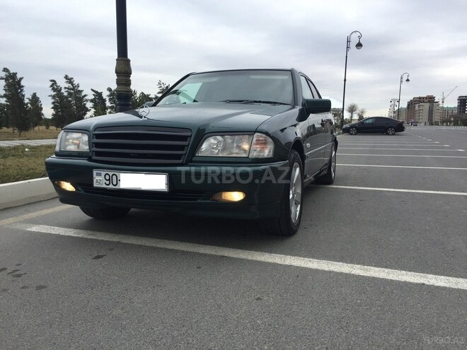 Mercedes C 220 2000, 277,043 km - 2.2 л - Bakı