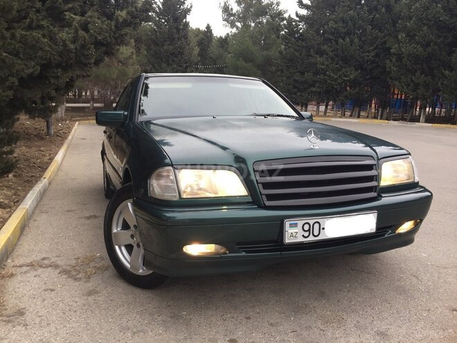 Mercedes C 220 2000, 277,043 km - 2.2 л - Bakı