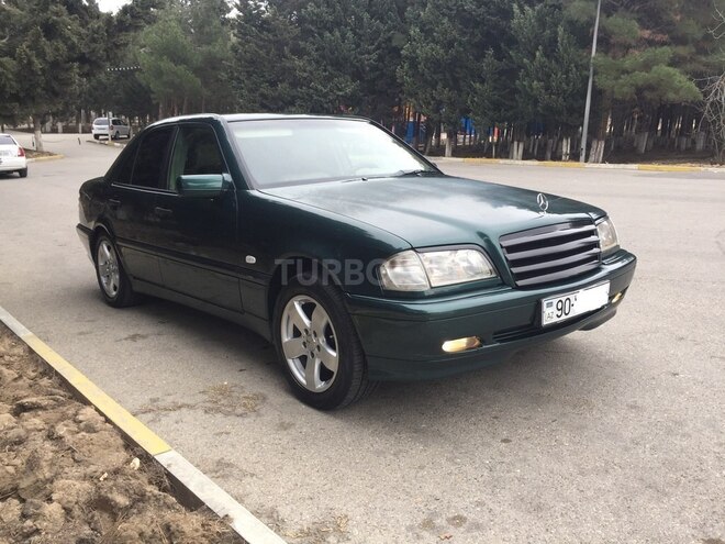 Mercedes C 220 2000, 277,043 km - 2.2 л - Bakı