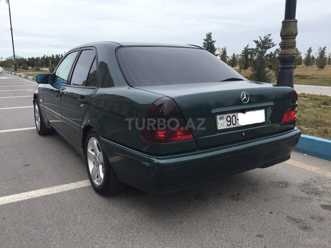 Mercedes C 220 2000, 277,043 km - 2.2 л - Bakı