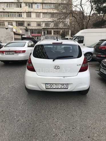 Hyundai i20 2011, 230,000 km - 1.4 l - Bakı
